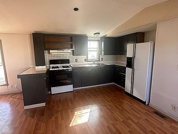 3rd image of 11448 S Heather Dr #158