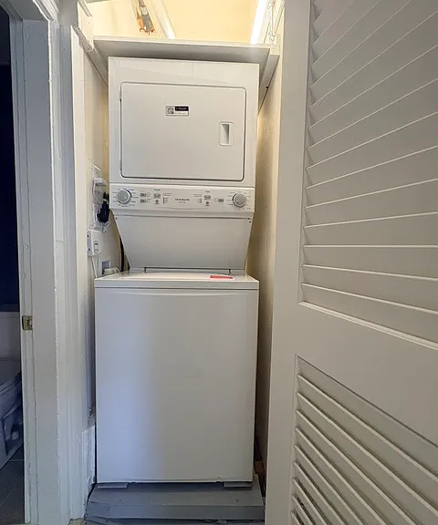 92 Granville Ave #2 — Photo 11