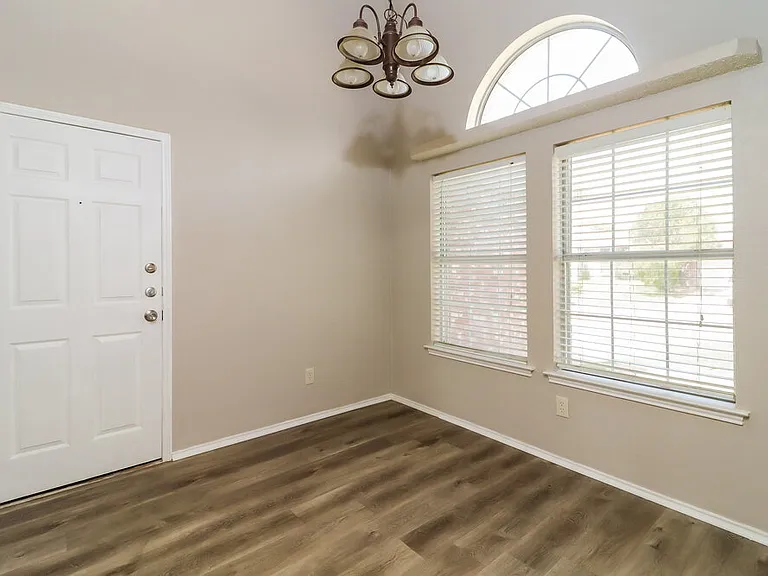 8409 Tallahassee Ln — Photo 7