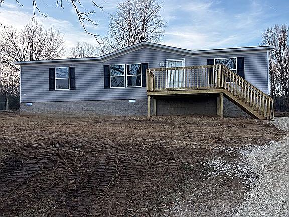 5th image of 1293 Melrose Rd