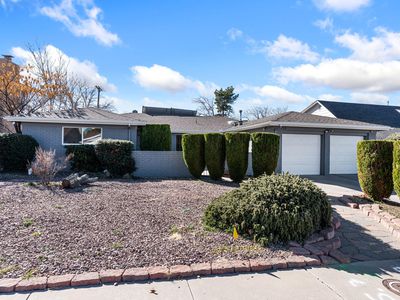 8708 Delamar Ave NE, Albuquerque, NM, 87111