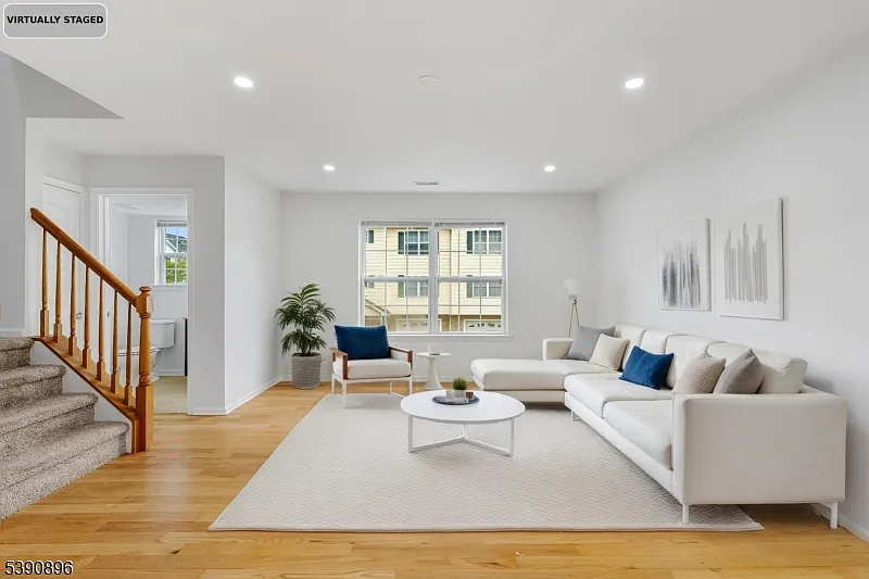 8 Alfred Ave
