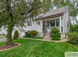 390 Ford Ave, Fords, NJ 08863