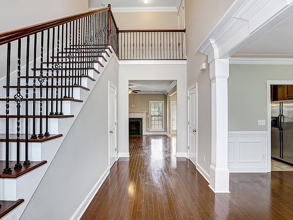 4th image of 114 Huston Ct