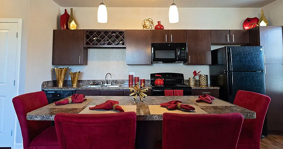 Retreat at River Chase Apartments — Photo 4