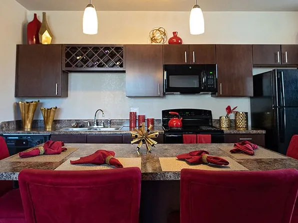 Retreat at River Chase Apartments