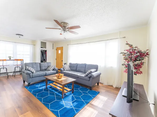 1157 Solon St, Dubuque, IA 52001