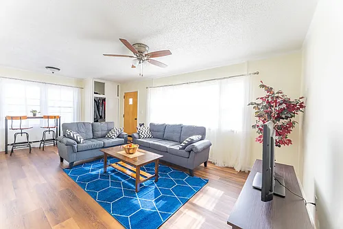 1157 Solon St Photo 1