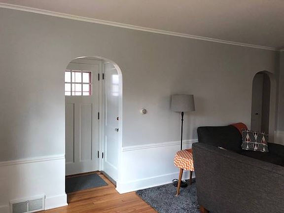 2nd image of 1103 E Detroit Ave