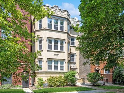 2052 W Farragut Ave APT 3, Chicago, IL, 60625