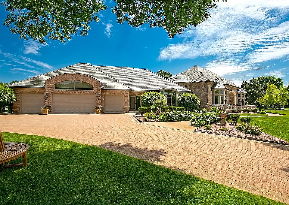 5905 Boulder Bridge Ln, Shorewood, MN 55331 Zillow
