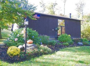 1982 Stanley Rd, Cazenovia, NY 13035