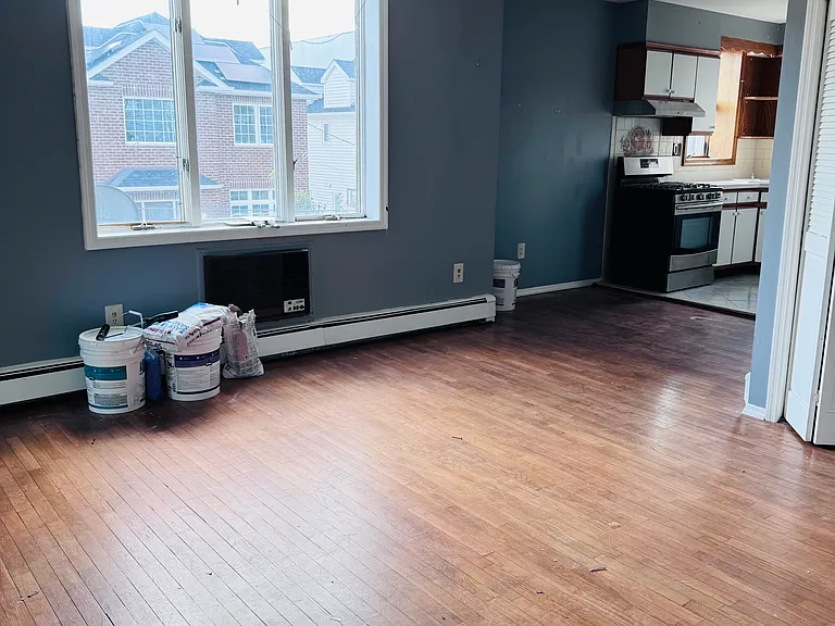 79 Saint Marys Ave #2 — Photo 3