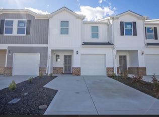 305 Hampton George Ct, Greer, SC 29651