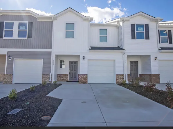 305 Hampton George Ct, Greer, SC 29651