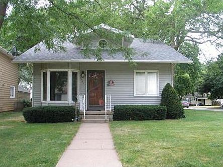 2nd image of 2301 S Helen St