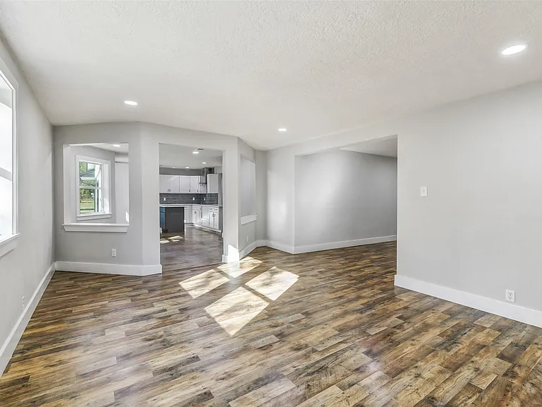 31423 Reids Prairie Rd — Photo 17