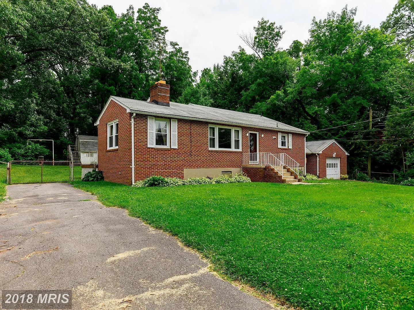 108 E Deer Park Dr photo 1
