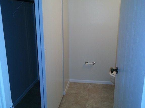 5th image of 6162 Sycamore Hill Dr APT 032