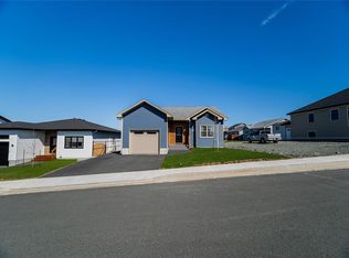 17 Electra Dr, St. John's, NL A1A0V3