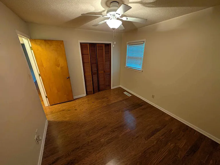 317 Grant Dr — Photo 15