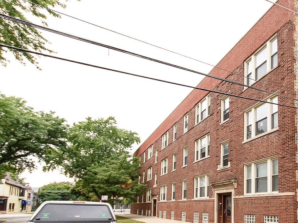1st image of 1150 W Barry Ave #3