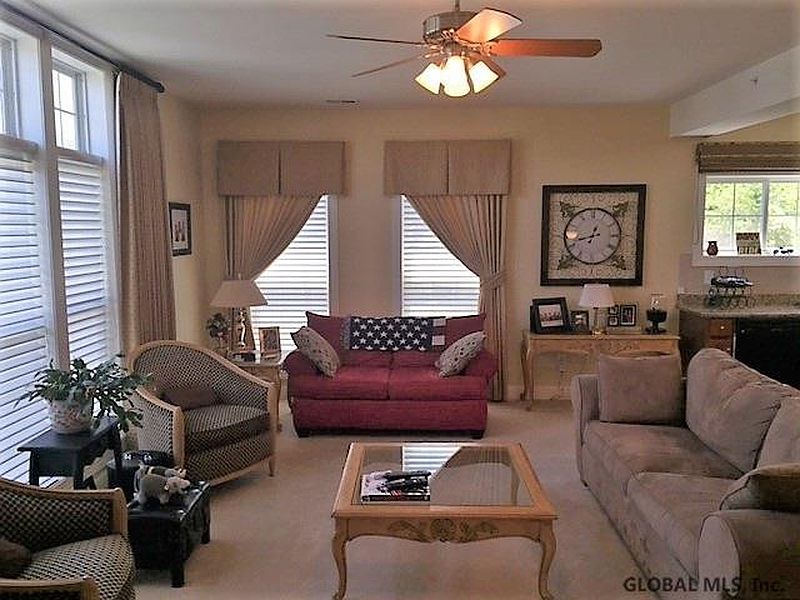 4th image of 306 VLY POINTE Drive