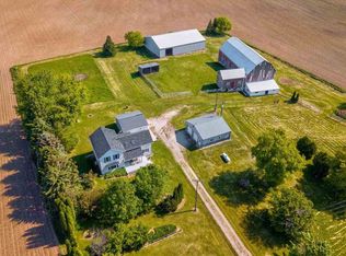 W4068 Faro Springs Rd, Hilbert, WI 54129