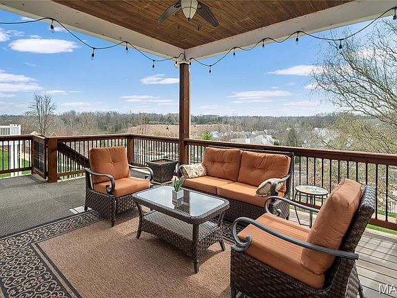 3rd image of 468 Maple Rise Path