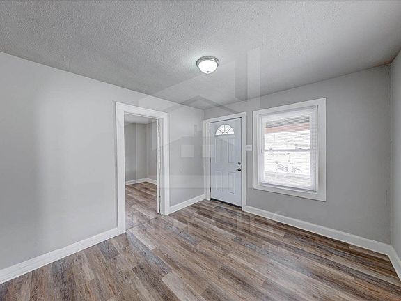 3rd image of 1645 Asbury St