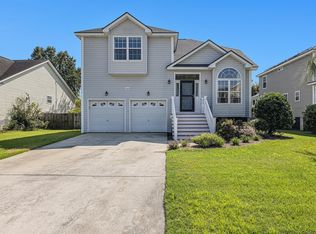 1573 Ocean Neighbors Blvd, Charleston, SC 29412