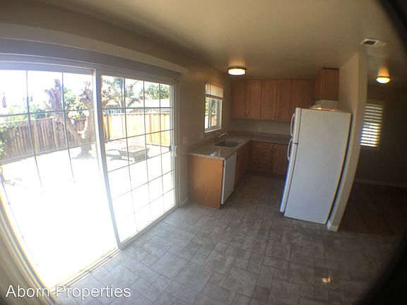 2nd image of 1621 Endicott Dr