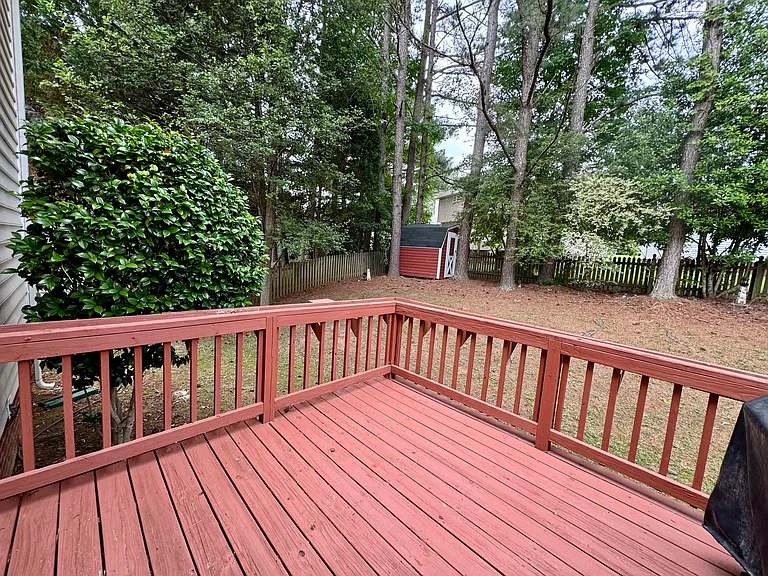 1117 Creek Haven Dr — Photo 16