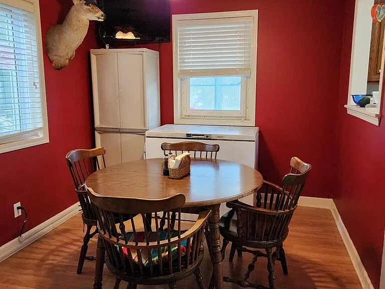 1737 Parknoll Ln — Photo 6