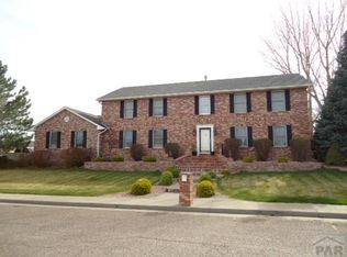 2 Altadena Dr, Pueblo, CO 81005