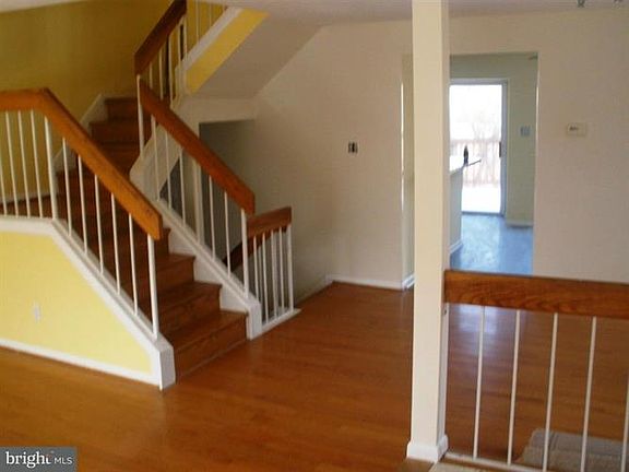 2nd image of 3090 Bridgeton Ct