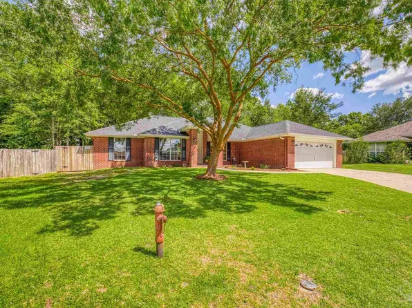 11840 Old Course Rd, Cantonment, FL 32533