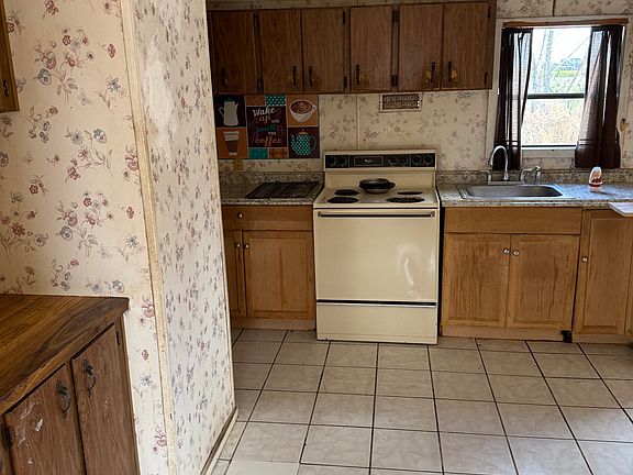 5th image of 120 Tidewater Dr