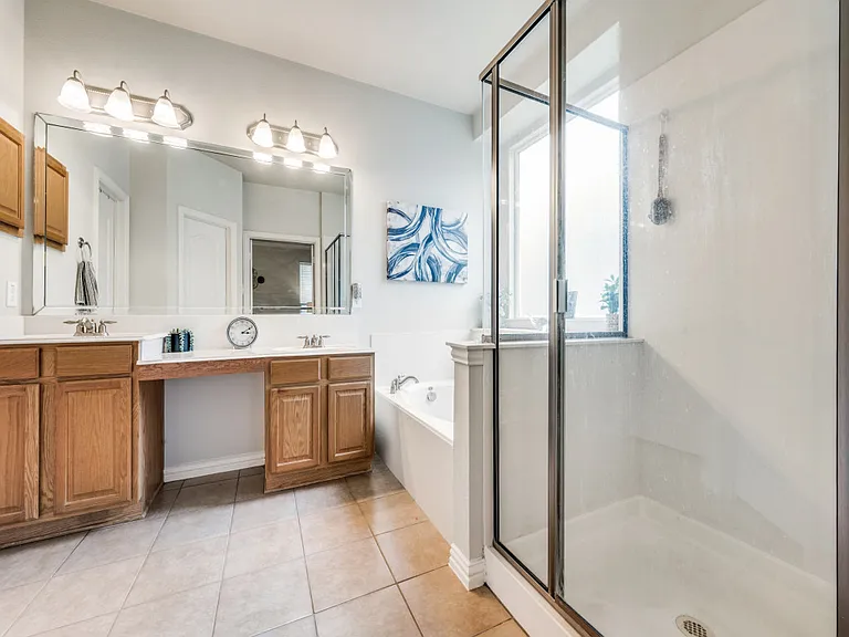 16312 Dry Creek Blvd — Photo 10