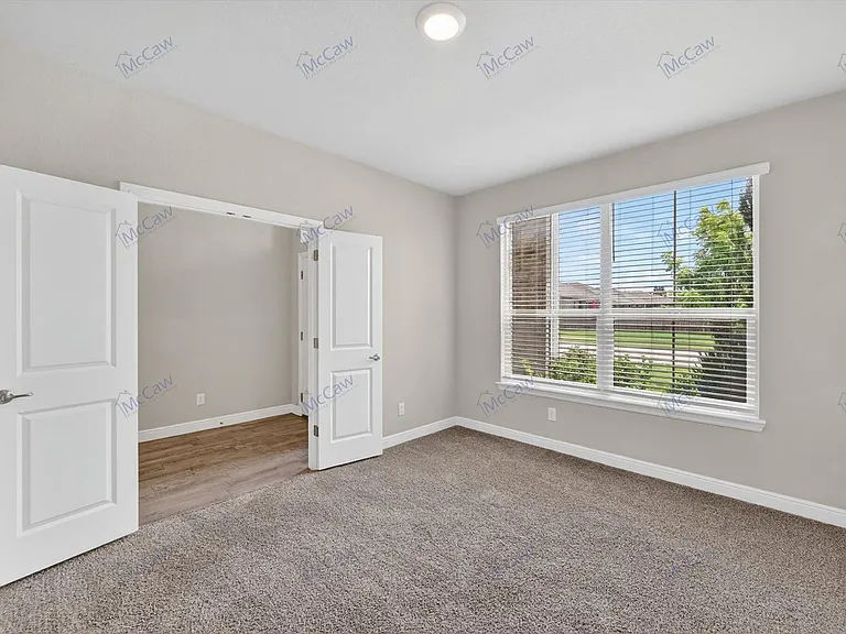 2521 Dunbarton Dr — Photo 7