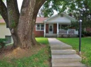 155 Hickory St, Hayesville, NC 28904