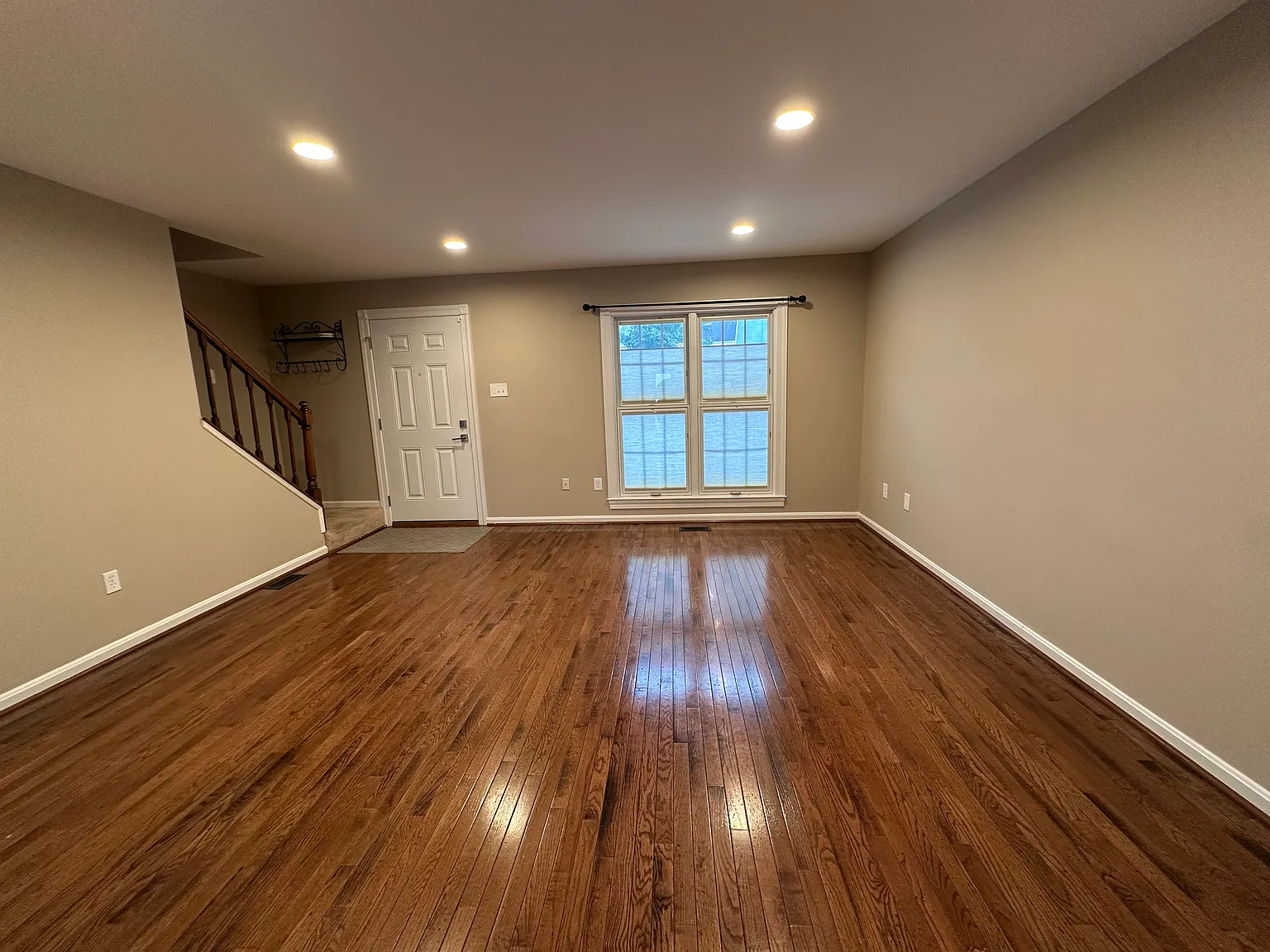 532 Meadowmist Way — Photo 1