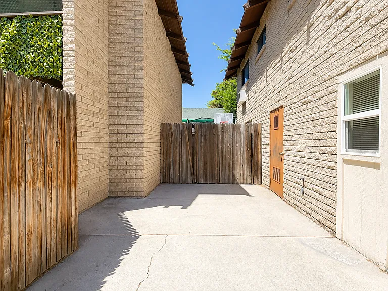 Berrum Park Apartments — Photo 11