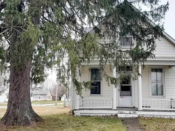 921 S Central Ave, Burlington, IA 52601