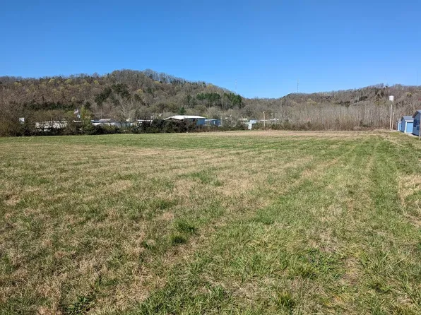 320 Keen St, Burkesville, KY 42717