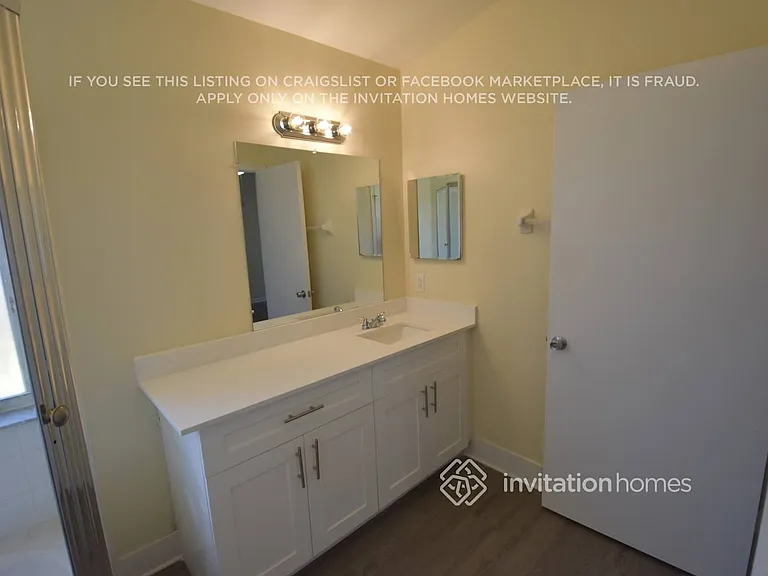 9419 SW 18th St — Photo 14