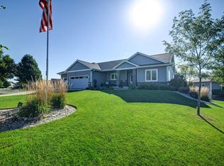1339 Heritage Ln, Sun Prairie, WI 53590