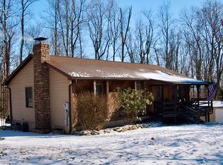255 Stewart Ln, Hamburg, PA 19526