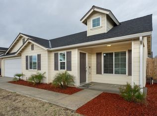 5074 W Simpson Ave, Fresno, CA