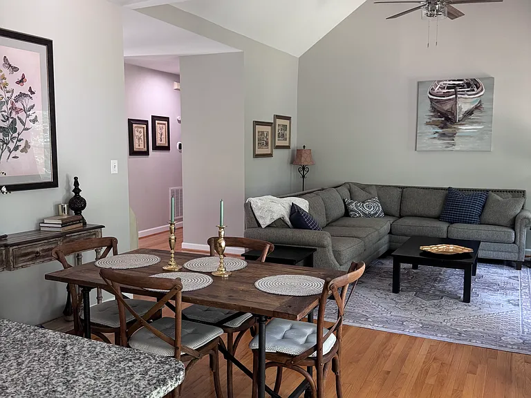 115 Tracey Creek Ct — Photo 8